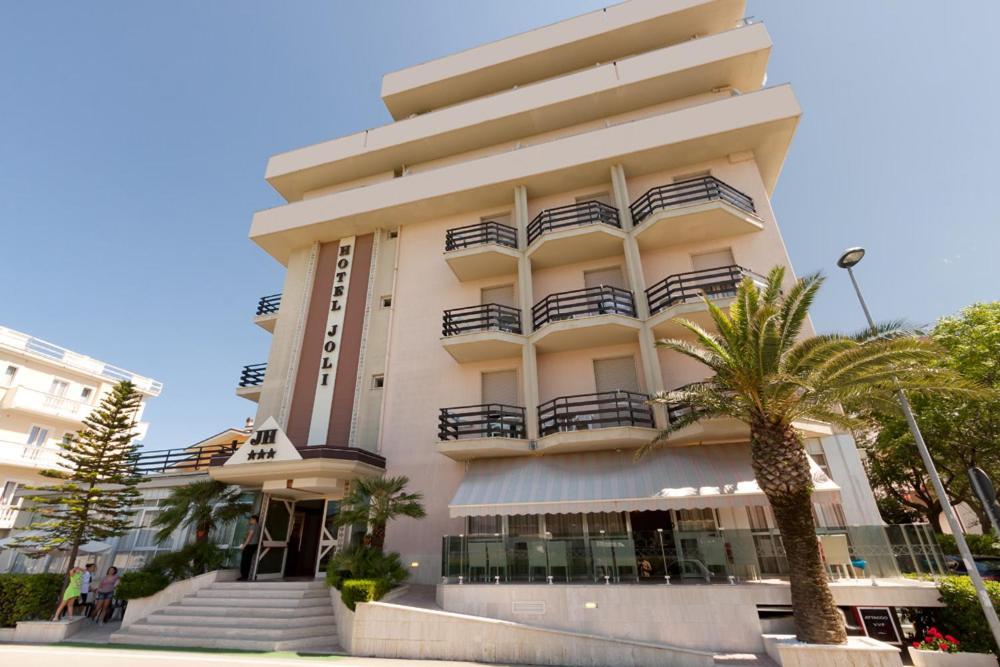 Hotel Joli Alba Adriatica Buitenkant foto