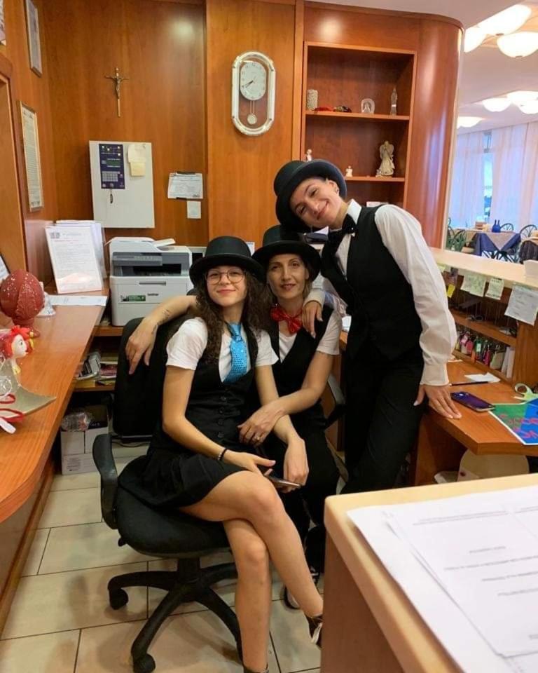 Hotel Joli Alba Adriatica Buitenkant foto